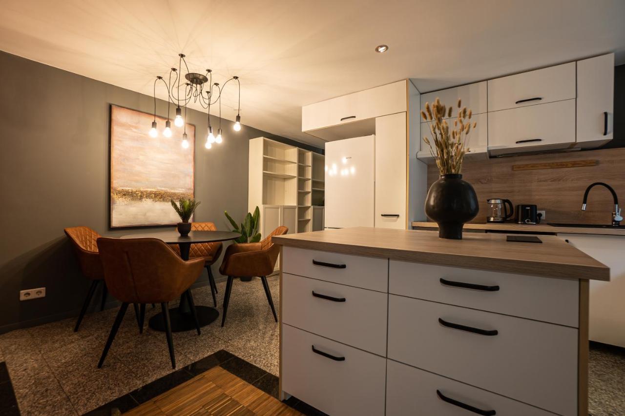Brand-New Double Bedroom Apartment Wien Exteriör bild